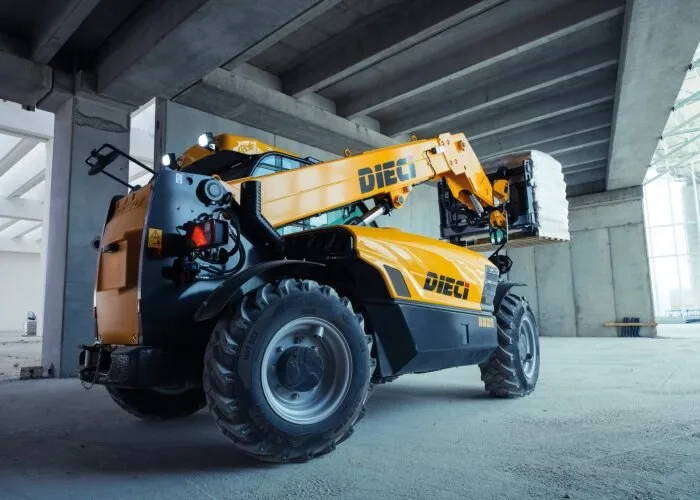 Dieci Apollo 25.6 telehandler raised to working height, three quarter view, available for hire from Equip Hire in Sydney.